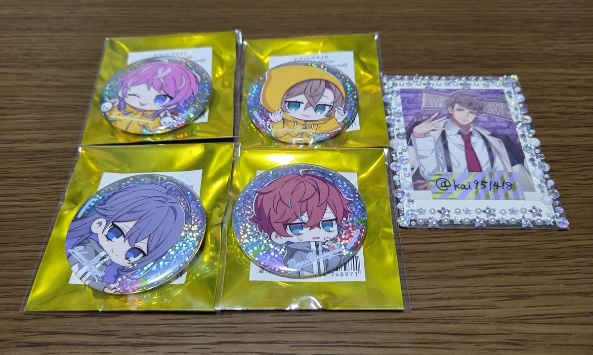 ∠灰 tweet media