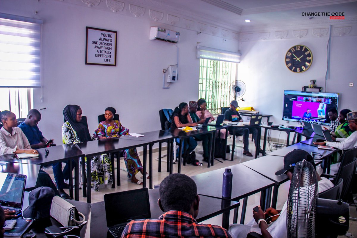 mecomhedi's tweet photo. On May 7th, @Mecomhedi alongside @actionaidnigeria @cataicenter @riainitiative @unicef_nigeria @plan_nigeria and other partner's proudly stood in support of the @wechangethecode joining the voices of 200+ young people across the globe calling for a bold humanitarian reset. https://t.co/V26ORff1f4