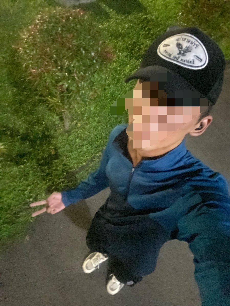 zahメx’ tweet media