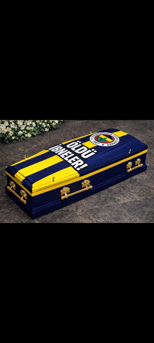 rkerem46's tweet photo. @334FENER Öldü ibneler hala konuşuyor SG git başkanını seç TD seç seneye şerefli ikinciliğin için hazırlan AMK Kadıköy yosmasi https://t.co/OgbxcTp4sB