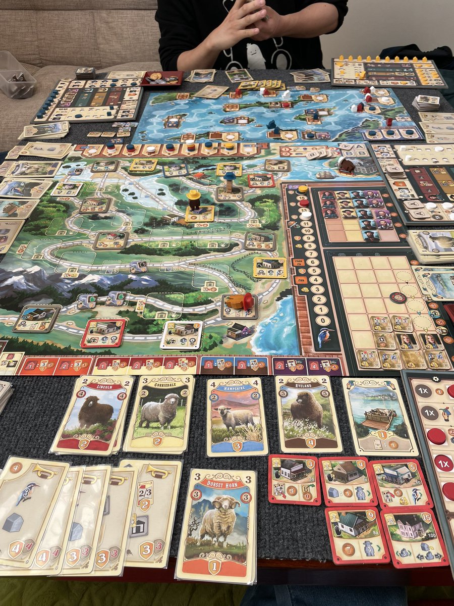 jizu147's tweet photo. 昨日は自宅ゲーム会でした。

遊んだゲーム：カタンエネルギー、GWTニュージーランド、コンコルディア：シシリア https://t.co/WJJx19kwzU