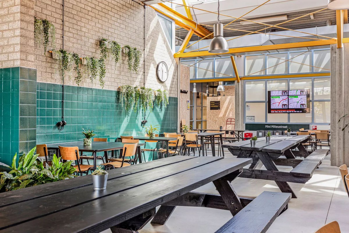 Archello's tweet photo. DE STEK in Groningen by @haskoning reframes adaptive reuse through performance-driven upgrades.
https://t.co/u5fSdwEojv 

#AdaptiveReuse #EnergyEfficient #CircularDesign https://t.co/UBj97PlRDc