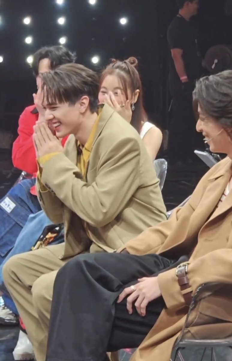 พี่หม่อมของไมกี้ 🧡🐶 tweet media