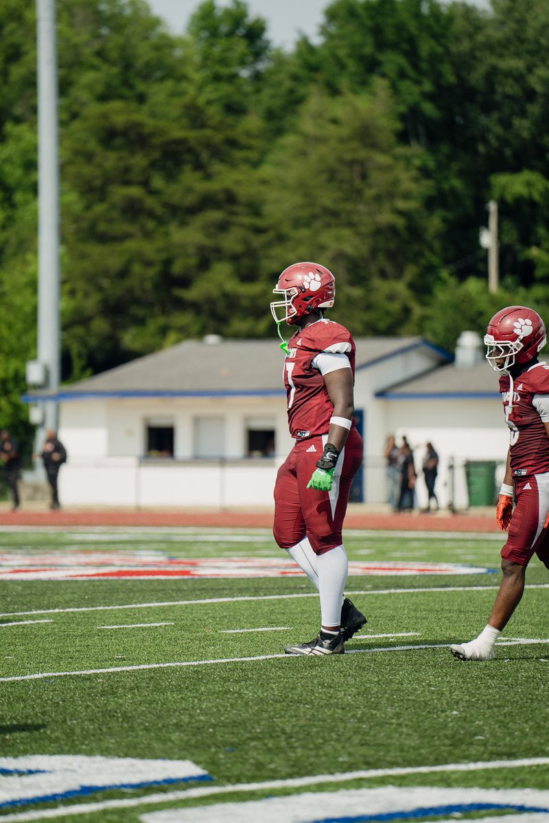 Kristopher Anderson 6’7 OL tweet media