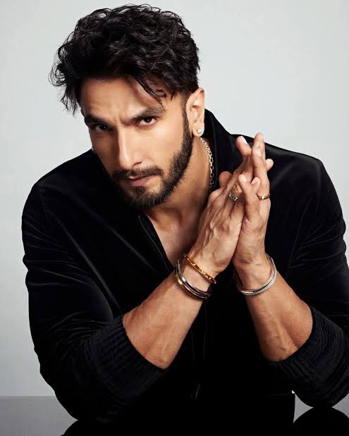 Bollywood Talkies tweet media