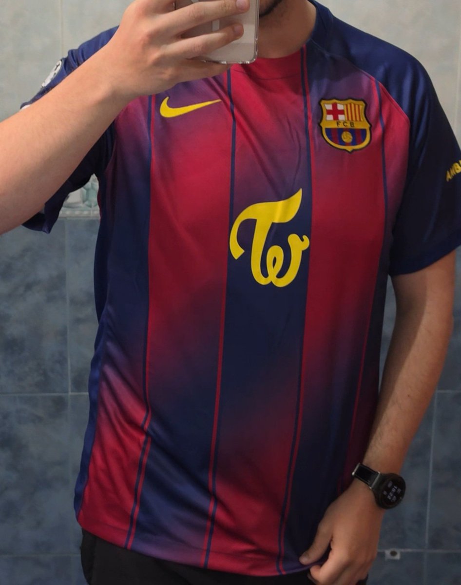 Si(mp) soy tweet media