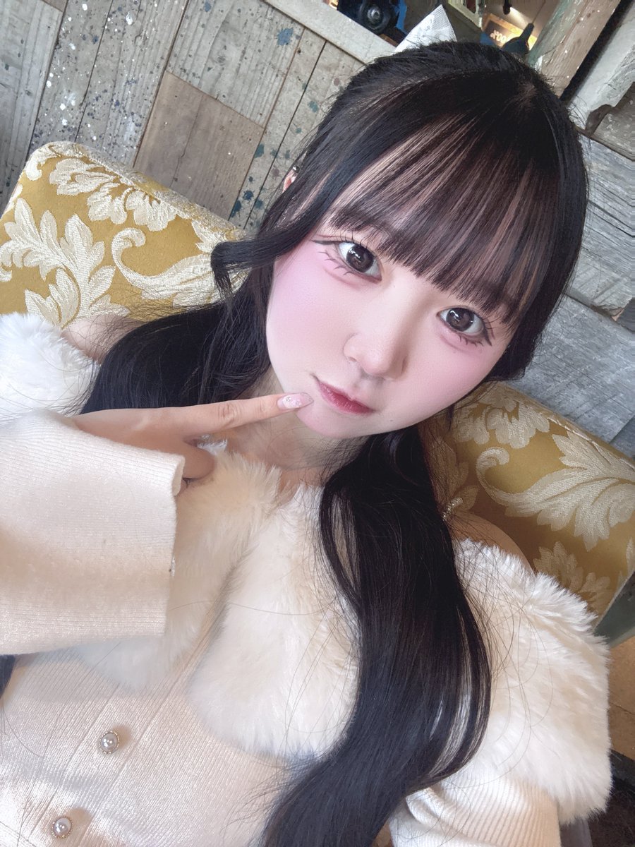 今日はありえないくらい寝ちゃってた꒰ᐡ- ‧̫ -ᐡ꒱💤 自分でも怖い 頭