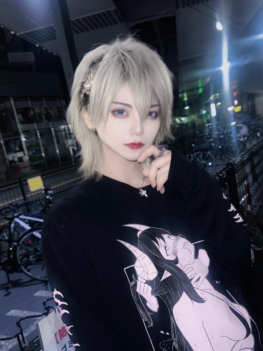 raychi___ot's tweet photo. 一緒に居てもいいけど、何しても文句言わないでね https://t.co/qzbJk9lNcB