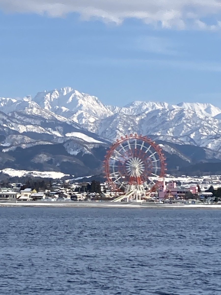 wave_cruising's tweet photo. 富山湾岸クルージングです🚢

5月16日（土）より、運航を開始いたします！

今期は、事前のご予約方法は電話予約のみ
☎️076-476-9307 午前9時〜午後4時(火水定休日)
当日はクルージングカウンターにて、出港20分前まで受付いたします🚢
詳細はHPにてご確認ください

ご乗船お待ちしております🚢 https://t.co/d7h5IsSXHv