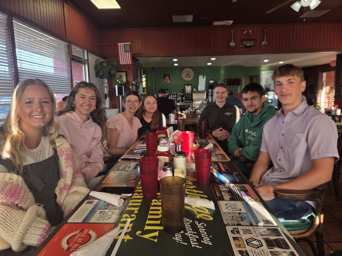 coachbmcbride's tweet photo. Got together for breakfast with the CHS graduating swimming Seniors. Two Mizzou Tigers, one MOSO Lion, one Truman Bulldog, one Nevada Welding Institute student, and one missionary.  Good luck to you all. Remember once a Tiger always a TIGER! God bless. https://t.co/dlOOJ2qW2j