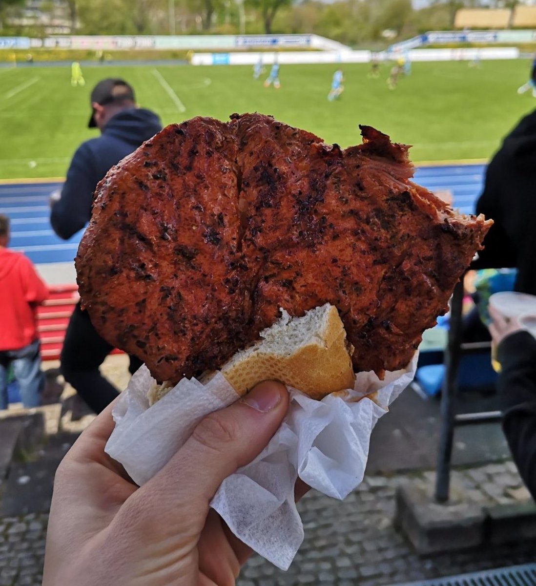 Away Days Tips tweet media
