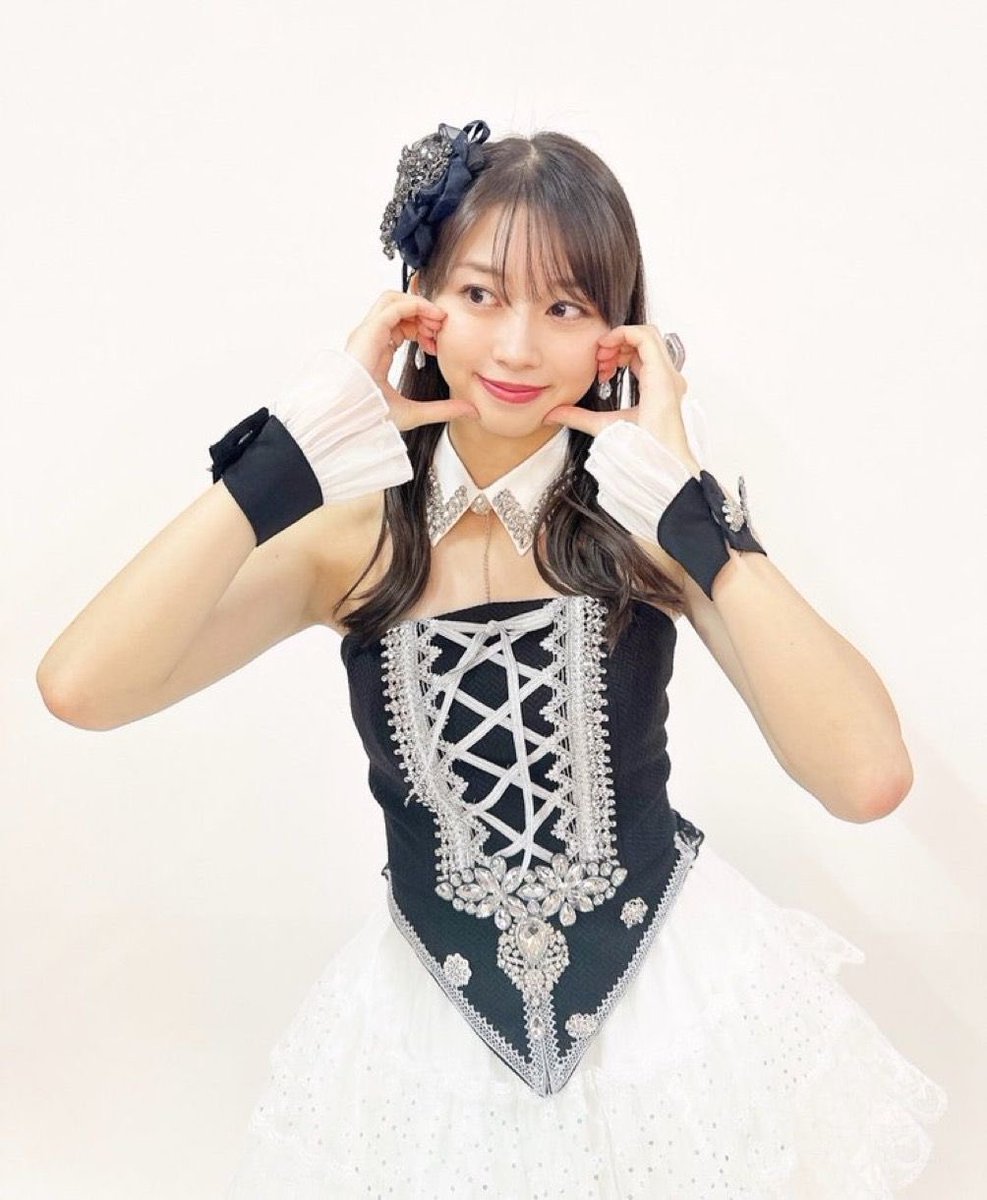 melonjuuiced's tweet photo. + (would put kitario there as well, but we all know what happened, i’m not going to get random ratio 😭) https://t.co/wsO1PMPNGB