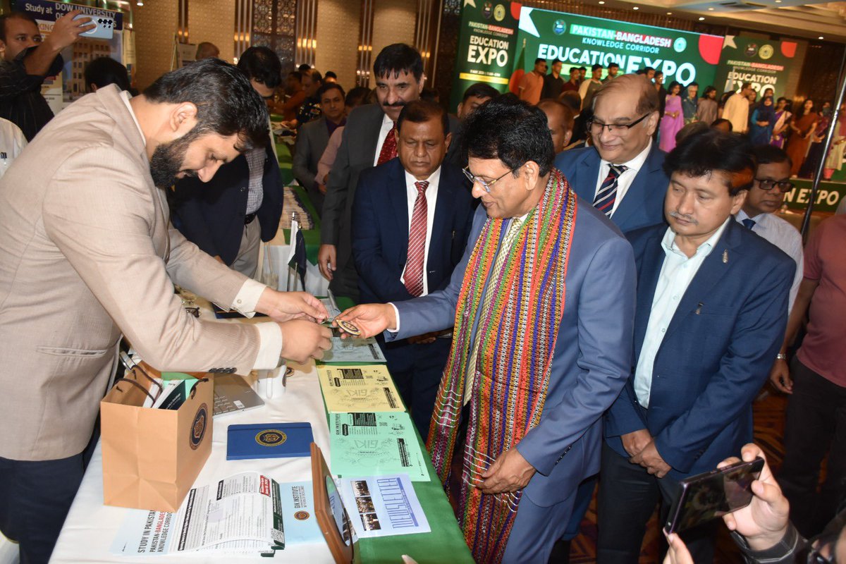 PakinBangladesh's tweet photo. https://t.co/21fBHdYcmZ