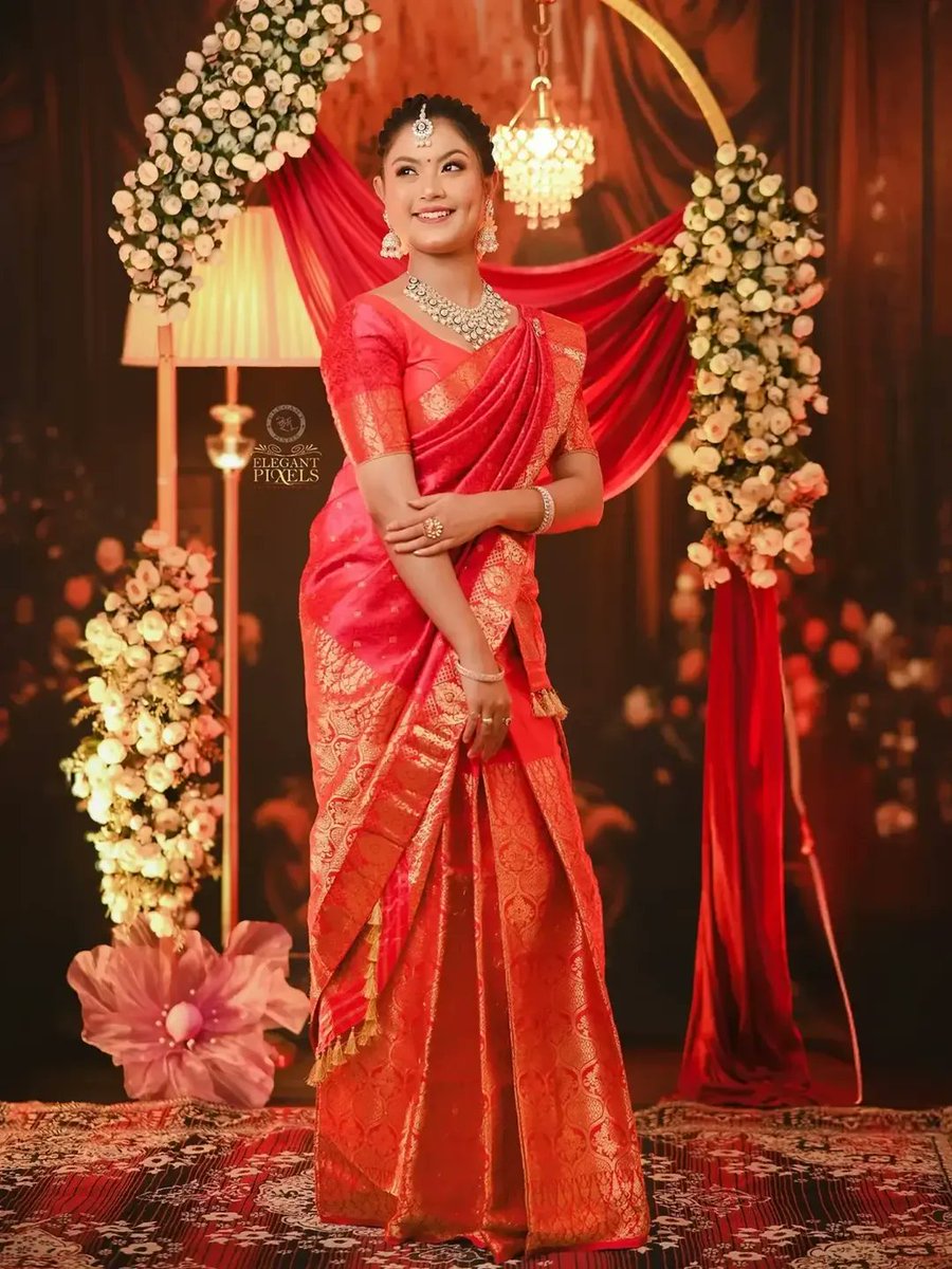 MadrasPropStore's tweet photo. More than a Bride - a timeless celebration of culture and love

Beautiful pictures by indubhushan_nath_photography

Our Royal Retreat Fabric Printed Backdrop in use.

DM or WhatsApp us at 8778005580 to order.

#printedbackdrops #templetheme #fashionred

#fashion #red https://t.co/VTpw9BepIF