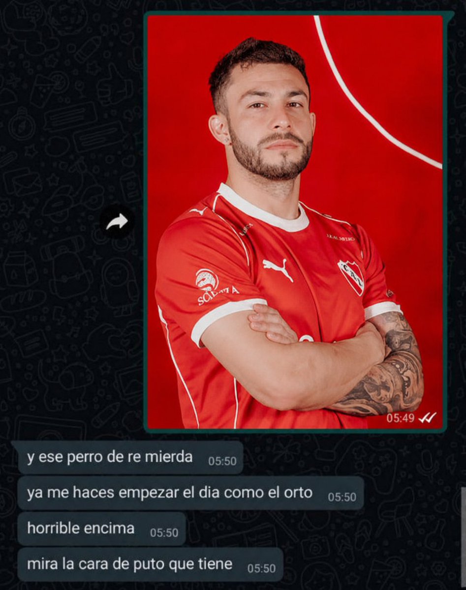 Flaco con casaca AdeS 👹 tweet media