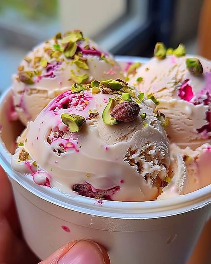 Sweet Desert 🍨 tweet media
