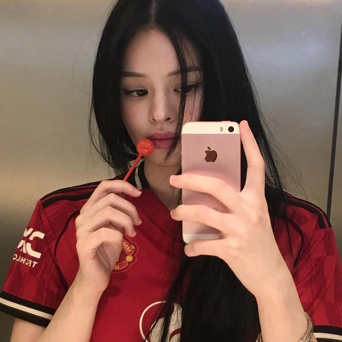 ยัยเร้ก ૮ ․ ․ ྀིა tweet media