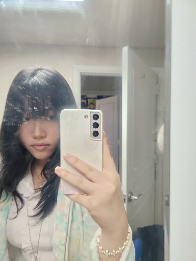 환생자 tweet media