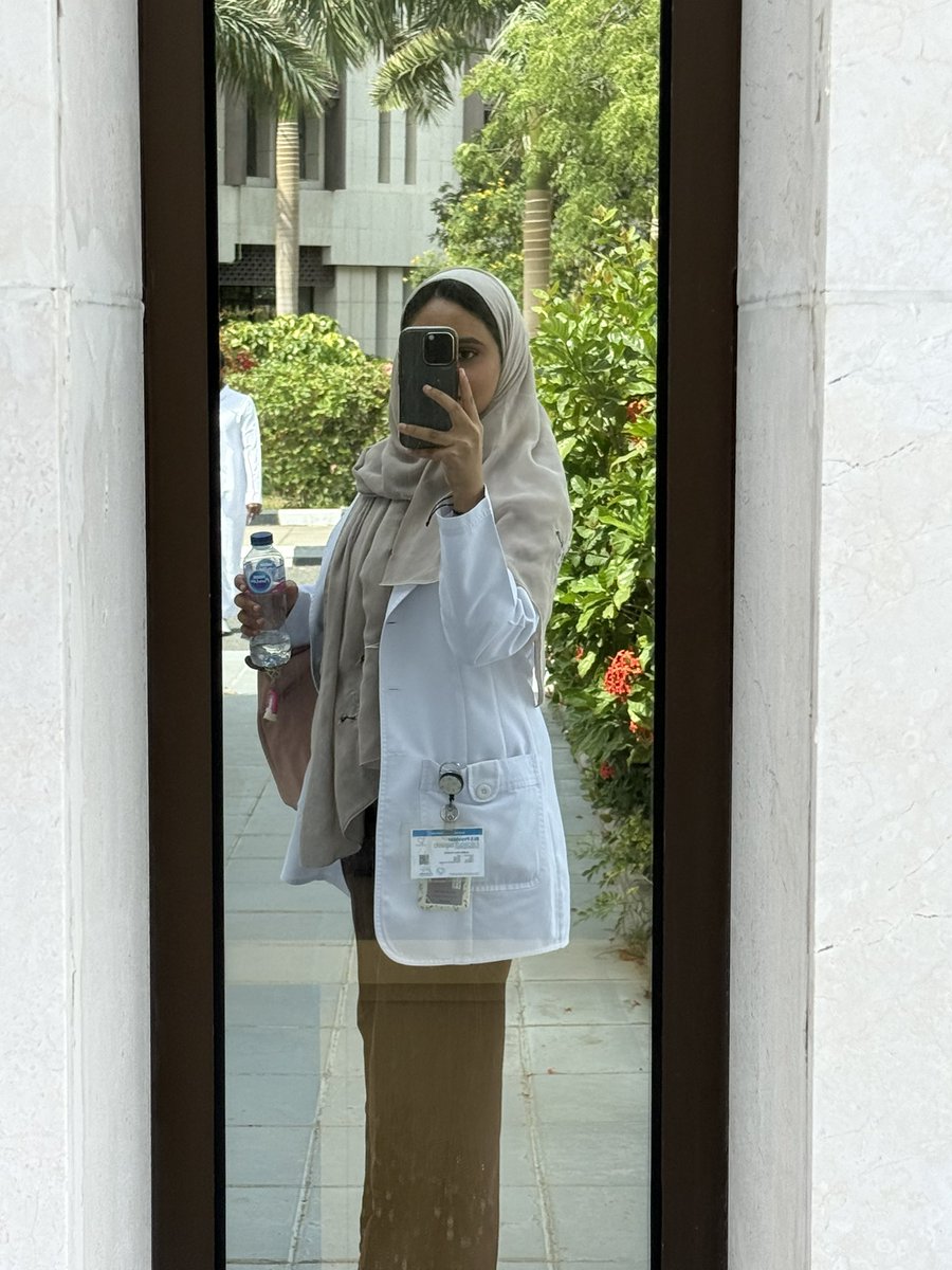 shaymads's tweet photo. Lost between surgery and life 🤎🩵 https://t.co/v3zDXbQ5Pc