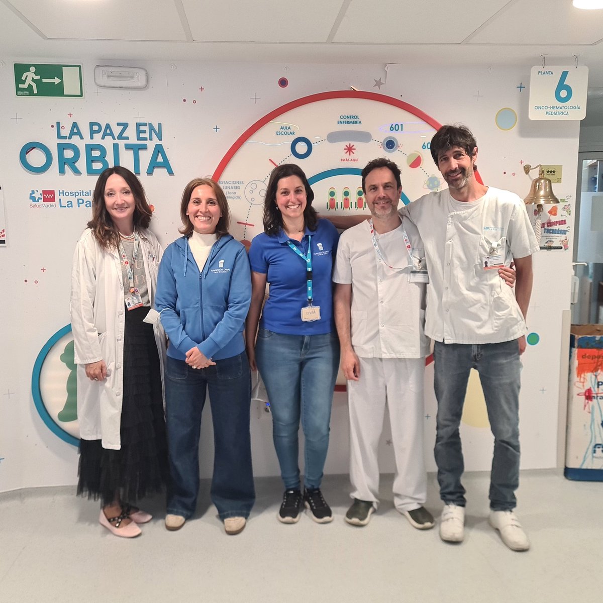 colelapaz's tweet photo. ¡Gran visita la de hoy! 💧✨ El equipo de @Canal_Educa estuvo en el @colelapaz para impartir un taller súper interactivo sobre el ciclo del agua.
#EducaciónAmbiental #CicloDelAgua #Sostenibilidad #CanalEduca #AprenderJugando https://t.co/WA92AfWSqK