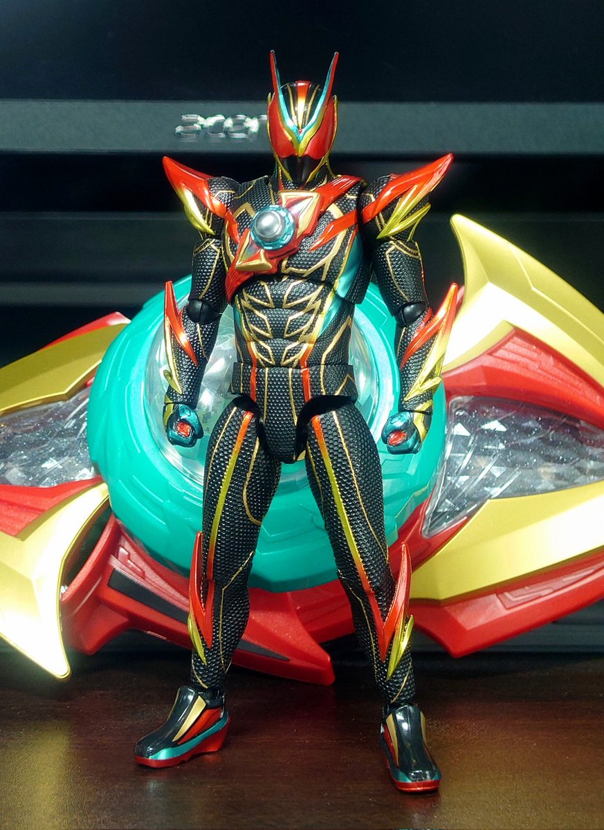 アクションフィギュア　ゼッツ　エクスドリーム　塗装品 仮面ライダーアクションフィギュアのゼッツエクスドリームを塗りました