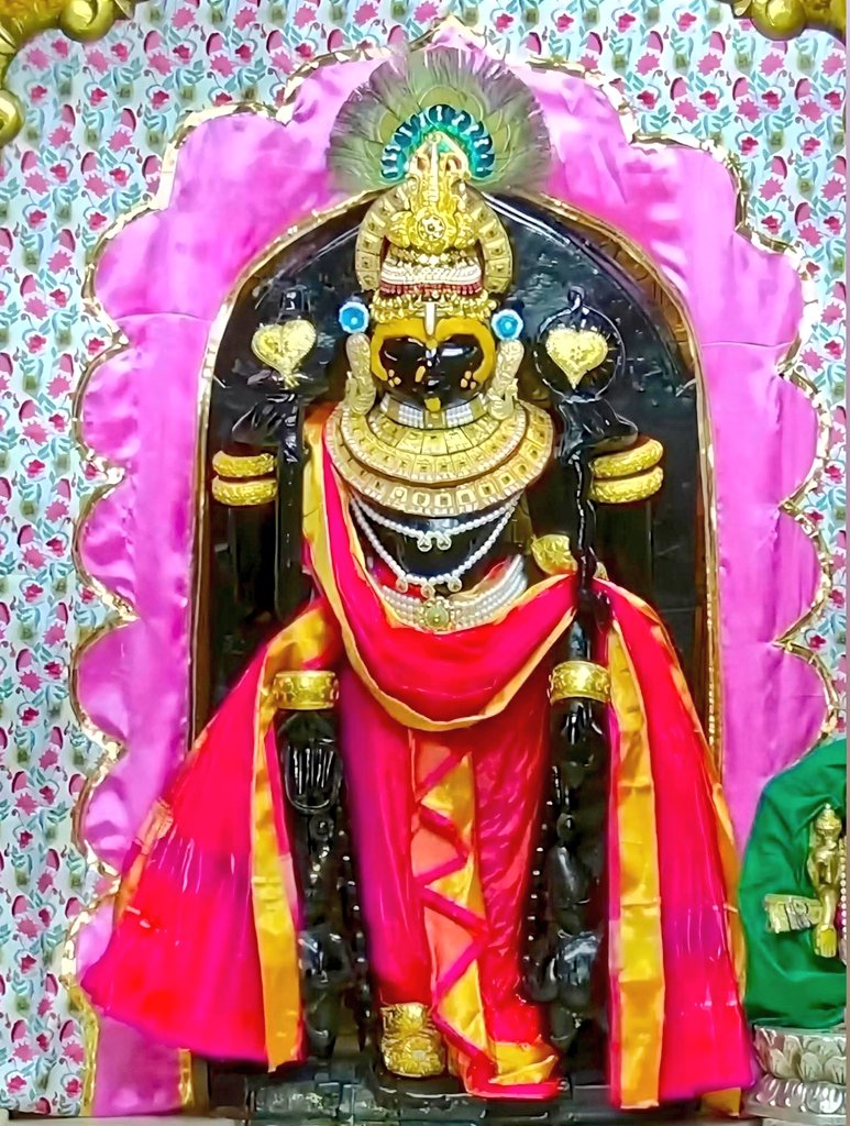JaiDwarkadhish_'s tweet photo. 🌺 जय द्वारकाधीश 🌺
 🙏🏻 संध्या दर्शन 🙏🏻 https://t.co/py3deCGc0M
