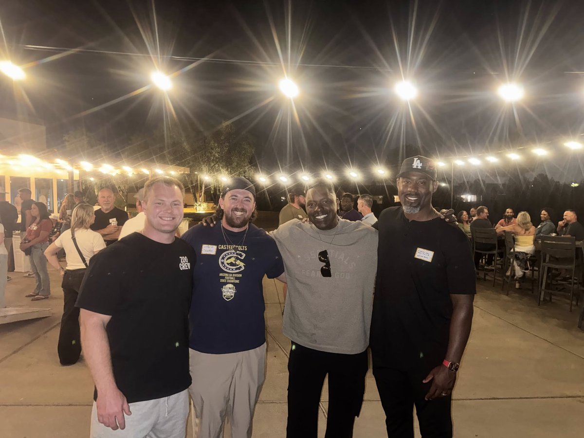 CasteelFootball's tweet photo. We had a great time Friday night at our Casteel Football parent social hosted by Grill 61. It was a fun evening with food, games, and getting to know the coaches for the upcoming season!
#PoundTheRock
@JoeBushman5 @casteeltdclub https://t.co/ZhyCe1cHSG