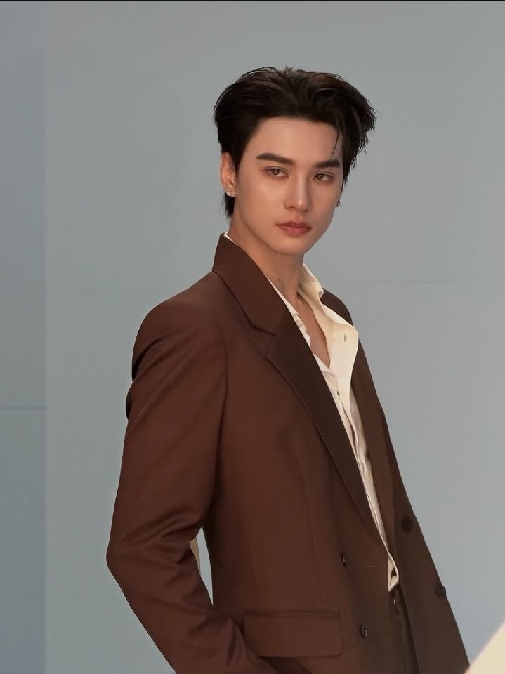 IS IT THE CANNES OR A GAY CONVENTION!!

From cbl talents #XiZhao and #TianXuning to Thai heart throbs Keng and Gemini, our bl boys will all be at this years Cannes Film Festival!!

#kengharit #gemini_nt