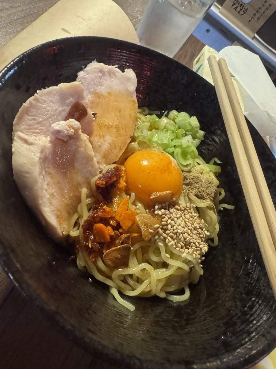 つむぎ なみ tweet media