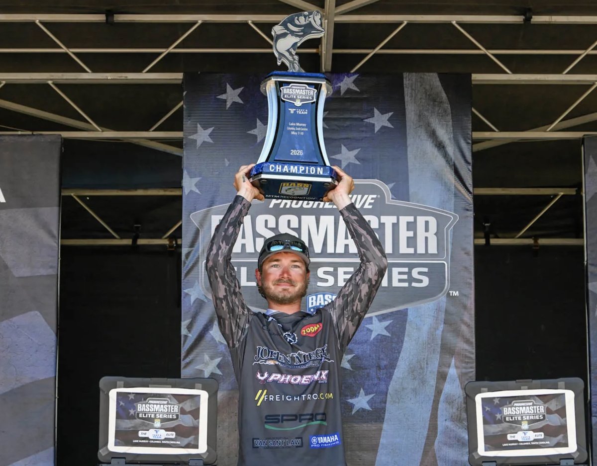 outdoorsmencom's tweet photo. Paul Marks trusted his instincts at Lake Murray, and it paid off with blue trophy #2 and a $101k payday. From his rookie breakout at Hartwell to Elite champion once again, Marks is proving he knows how to close! 🏆💪
-
-
-
#bassmaster #bassfishing #LakeMurray #eliteseries https://t.co/zKUgxgwkxv