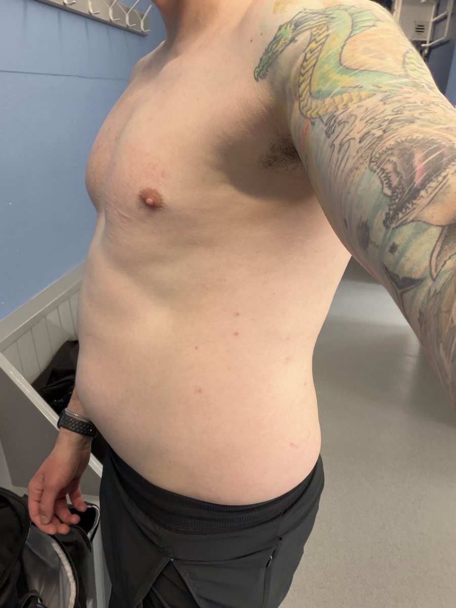 Mscle_'s tweet photo. The pump from the gym never lasts https://t.co/7Ynex6IOPG