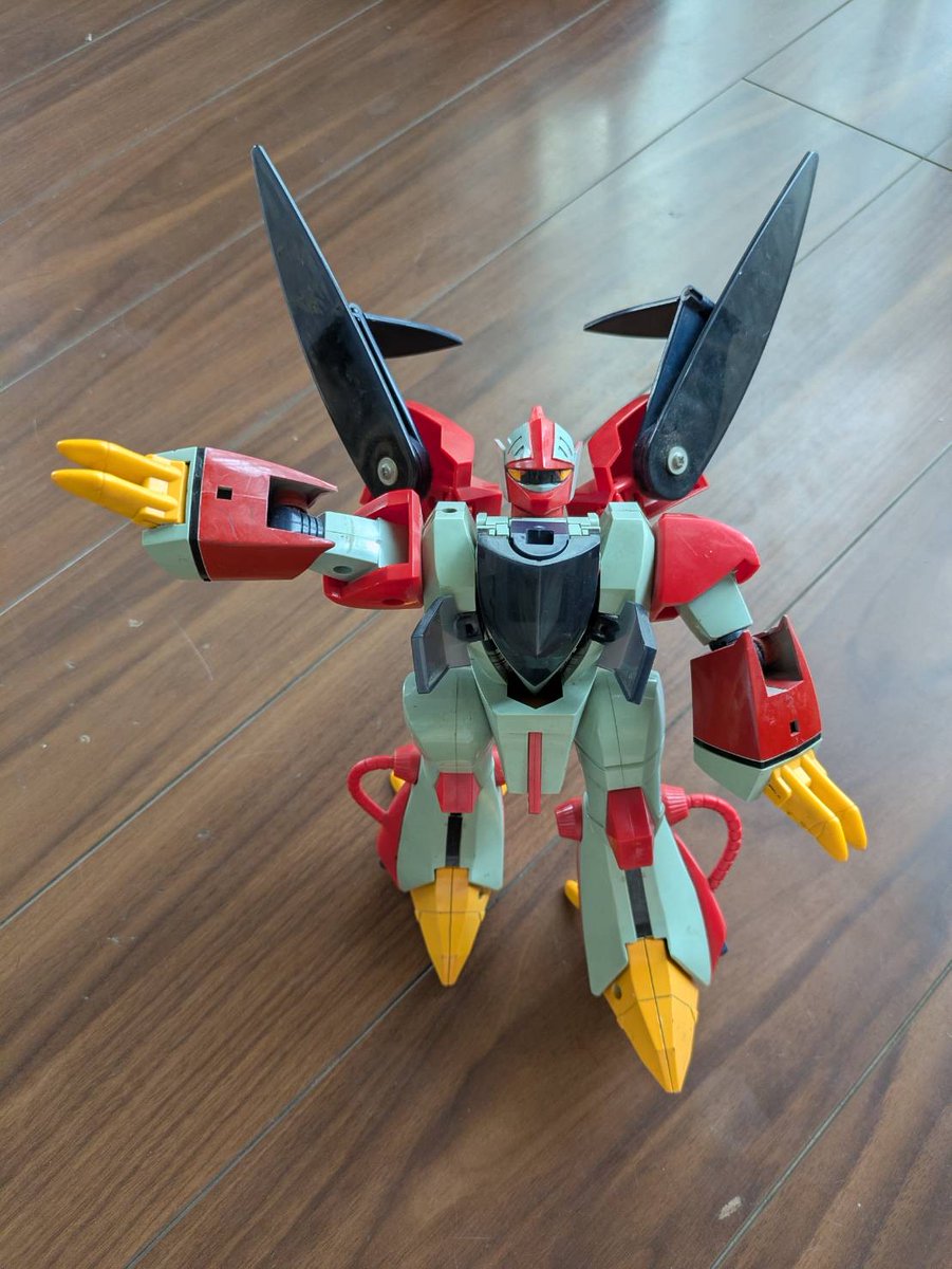 TAKA02 tweet media