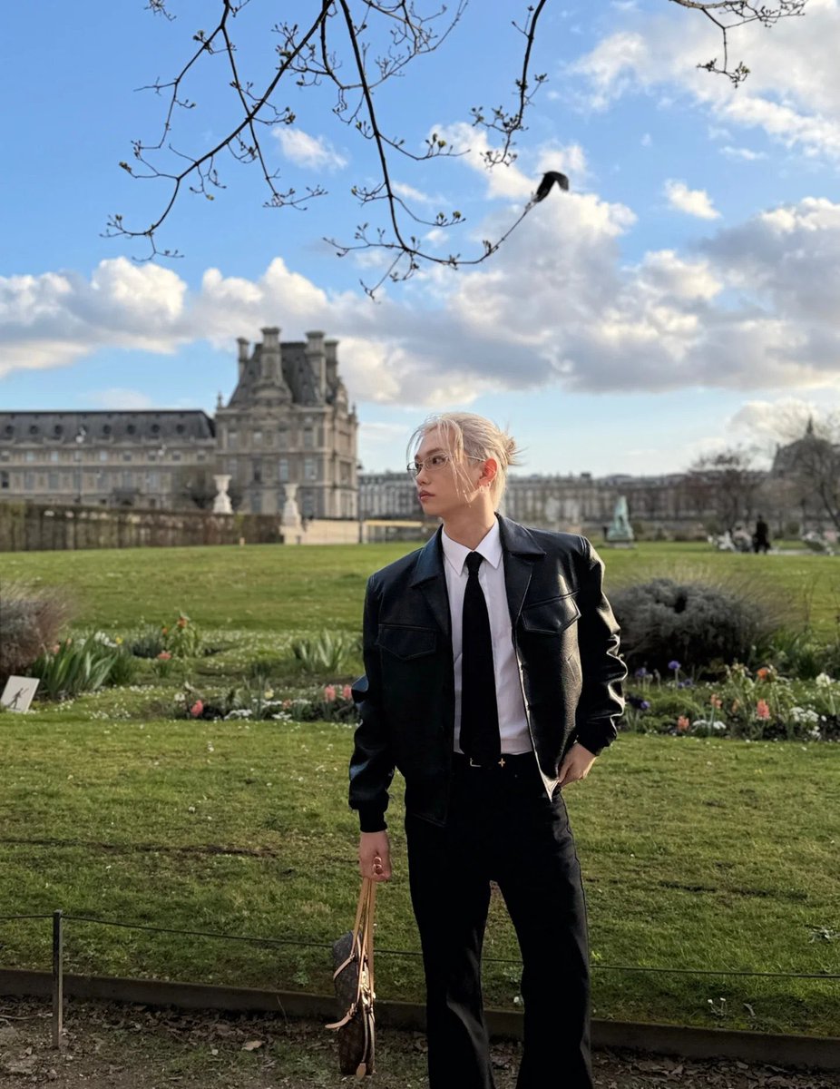 비니 tweet media