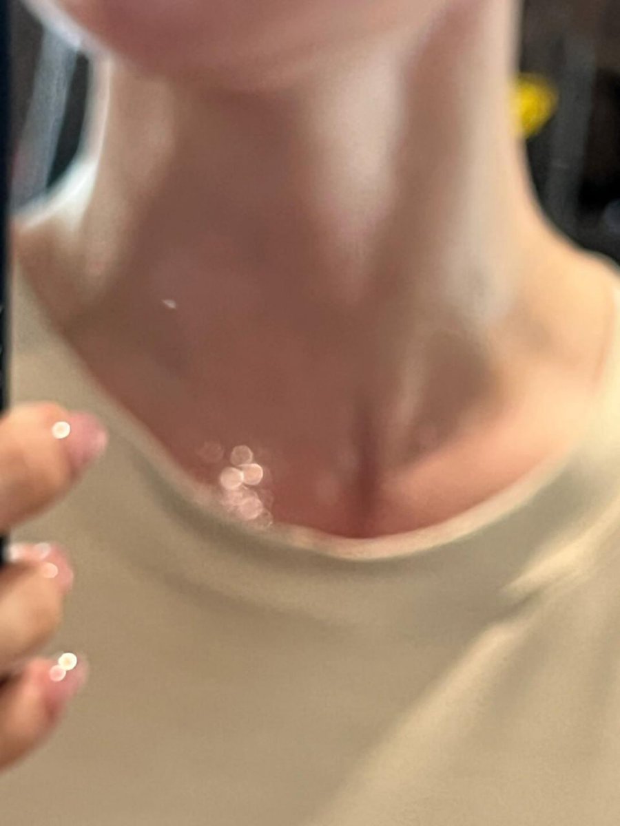 Hermanforeverr's tweet photo. Sweating dopamine really makes people feel better, share some energy with you. https://t.co/KvPwBLp1HK