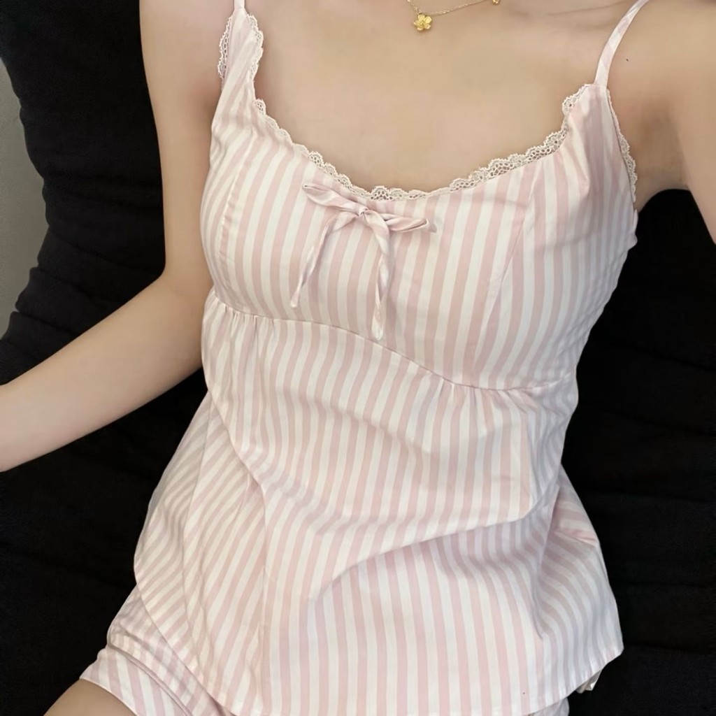 adorable sleepwear 

a thread