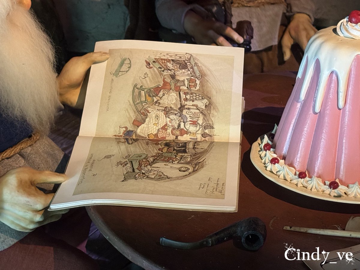cindy_ve's tweet photo. We zijn weer een bladzijde verder in het boek in het #KabouterDorp #SprookjesBos
#Efteling https://t.co/gUP2RXPMvc
