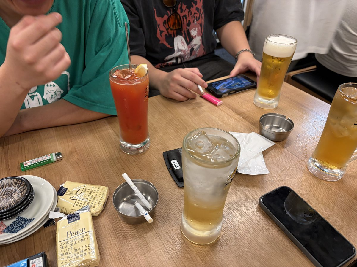 かつお tweet media