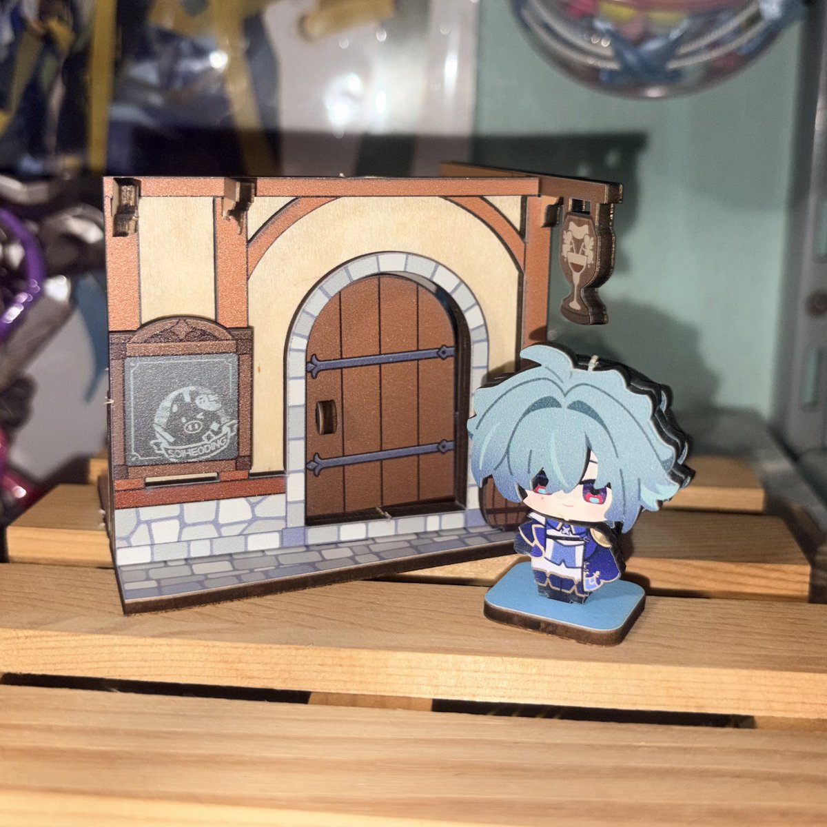 😭😭😭 THIS LOHEN WOODEN STANDEE + ANGEL'S SHARE SET UP IS SOOO CUTE ajdkwidk

its gonna be so fun if i get more standees in the future and itll be a drinking party in there 🙂‍↕️