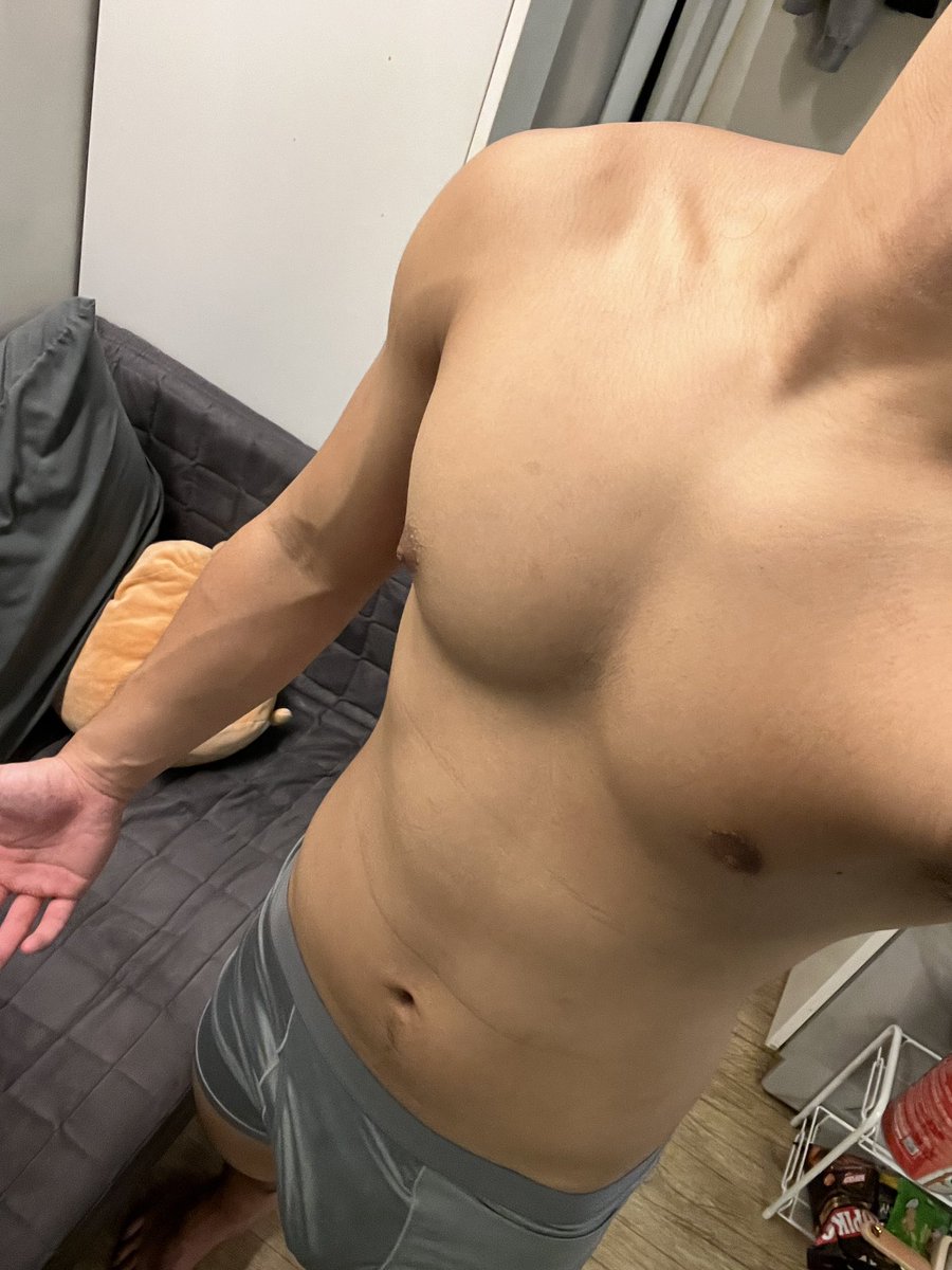 chris tweet media