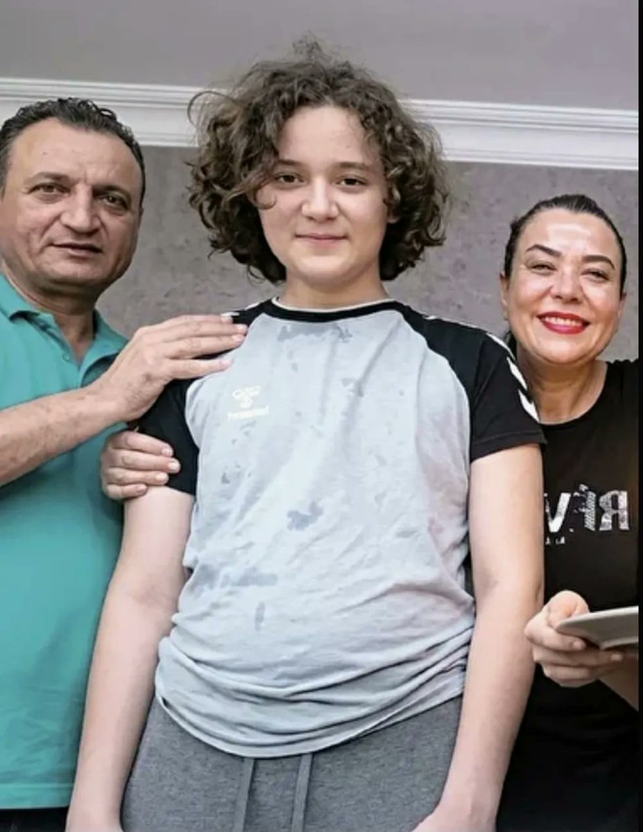 Mahmut özay tweet media