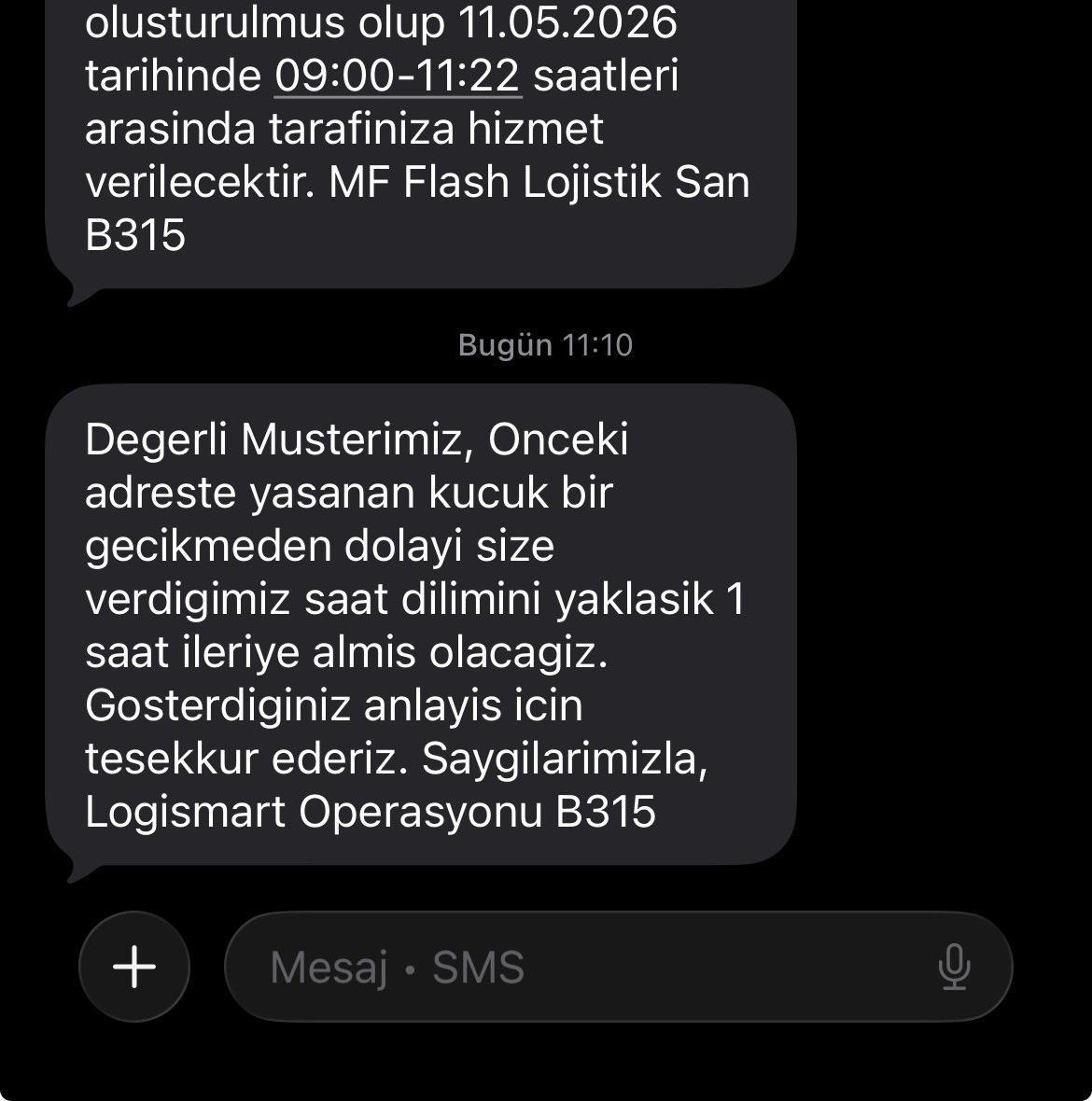 SezinErdogan's tweet photo. İşi gücü bırakıp bütün gün evde servis bekledim. Hala gelen giden yok. Bilgi mesajlarının manası ne o zaman? Bu nasıl iş @kelebekmobilya https://t.co/T1JDHA1B87