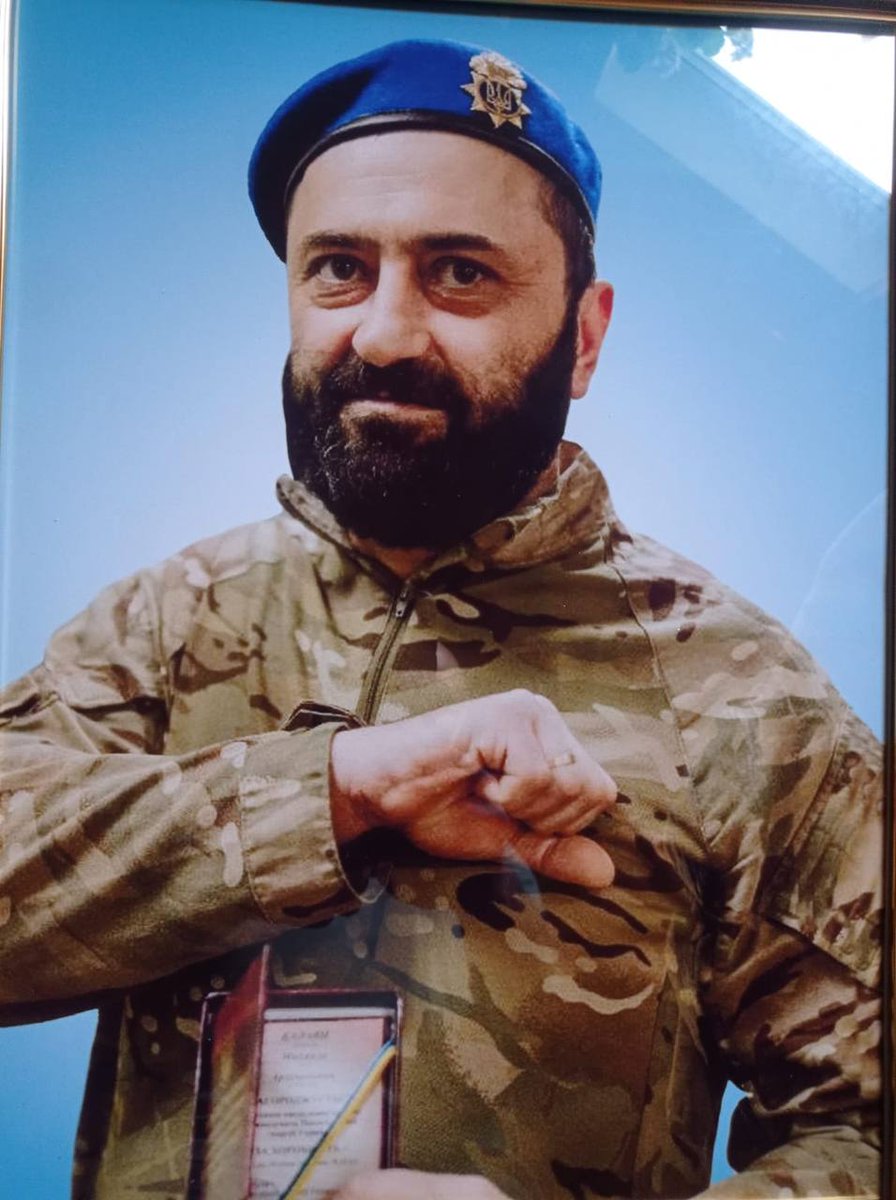 Добровільно мобілізований вірменин tweet media
