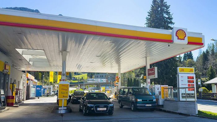 Нефтегиганты Европы заработали $4,7 млрд на фоне войны в Иране — СМИ 

Торговые подразделения Shell, BP и TotalEnergies заработали дополнительно 4,7 млрд долларов в первом квартале 2026 года.

aoinform.com/news/neftegiga…