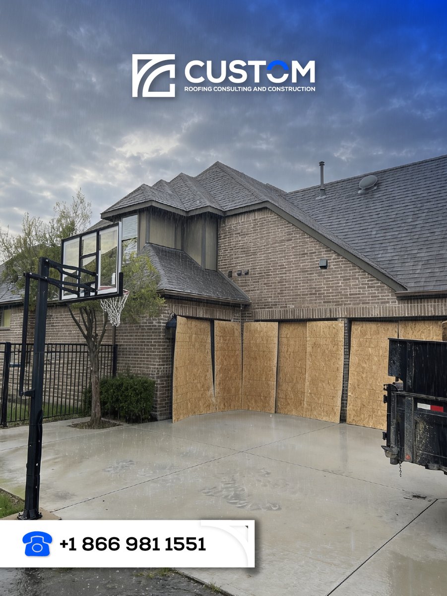 teamcustom_us's tweet photo. Your Roof Protects Everything Inside π§
Leaks and damage can affect ceilings, walls, and your homeβs structure.
Catching roofing issues early helps prevent interior damage and costly repairs.
Protect your home from the top down.
Call now: 1-866-981-1551
#CustomConstruction https://t.co/LyRea82LCC