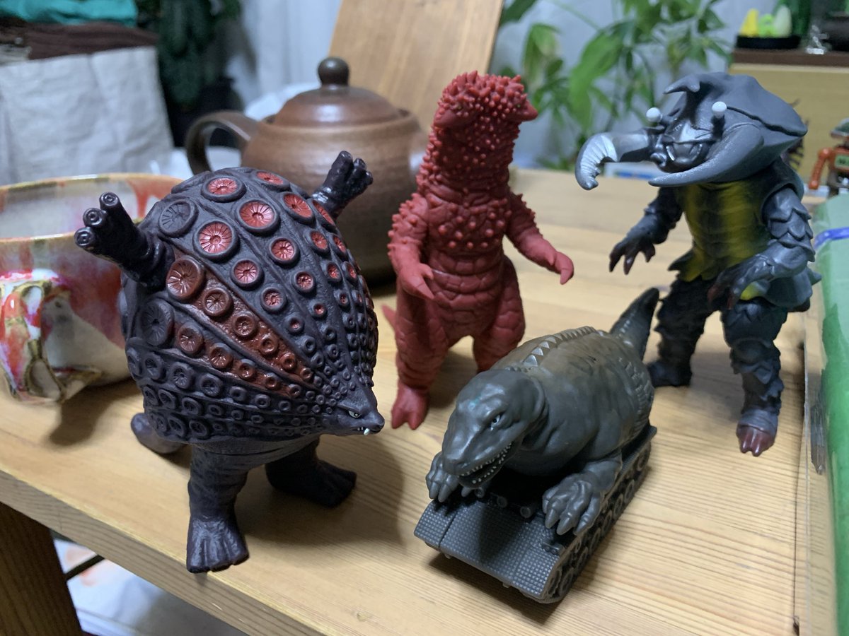 ウルトラ怪獣ソフビシリーズ、昨日から集めはじめたんだけど、出来も