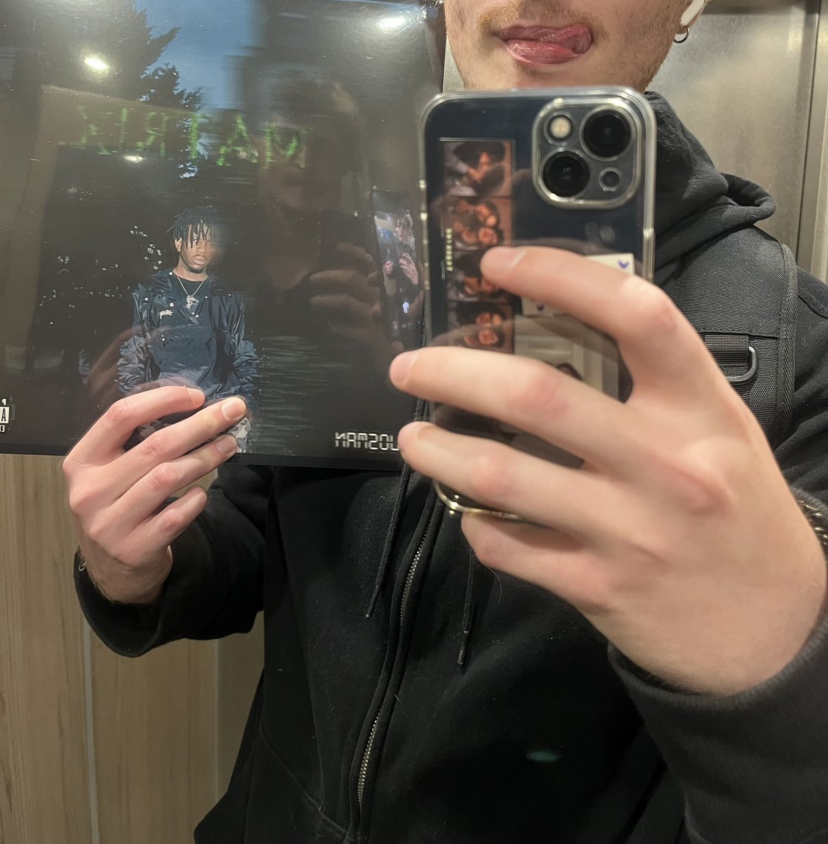 𝙻𝚘𝚞 🎀 tweet media