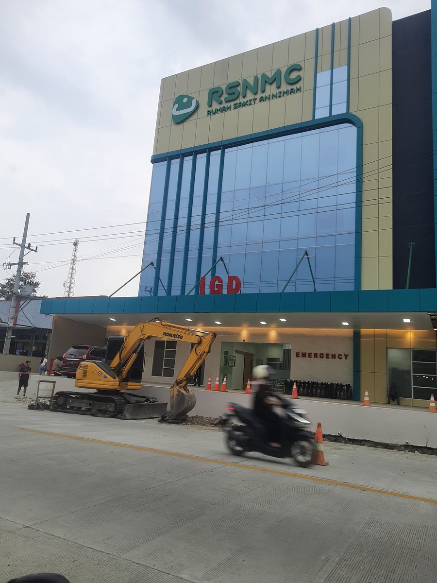 Sitoneizer's tweet photo. Update pembangunan gedung RS An Nimah Wangon , renovasi fasad dan pembangunan drainase https://t.co/UfjmLtRXgj