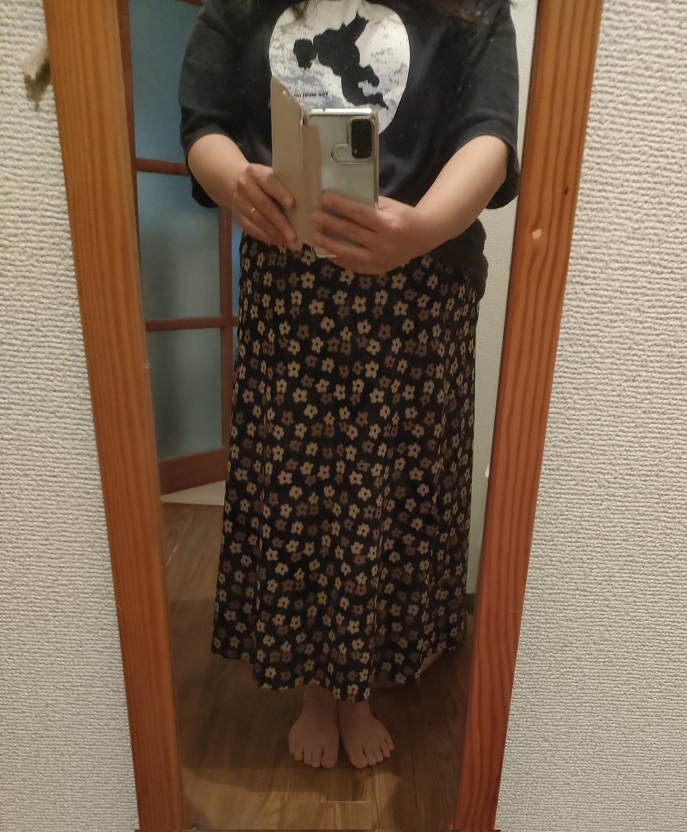 意外にするっと入った！が、腹がやばい！！
ジャンシャレーというブランドでしらべたら高級婦人服だった！
大事しよう😄