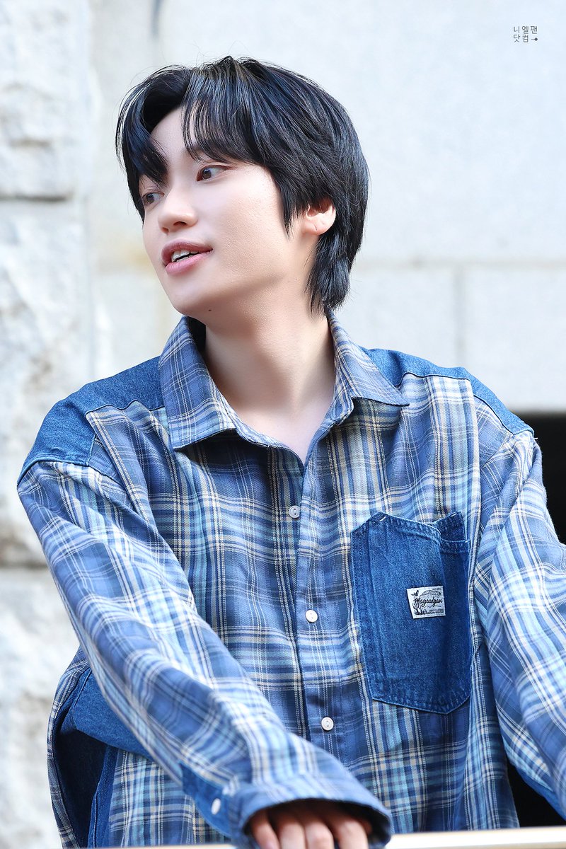 니엘팬닷컴 tweet media
