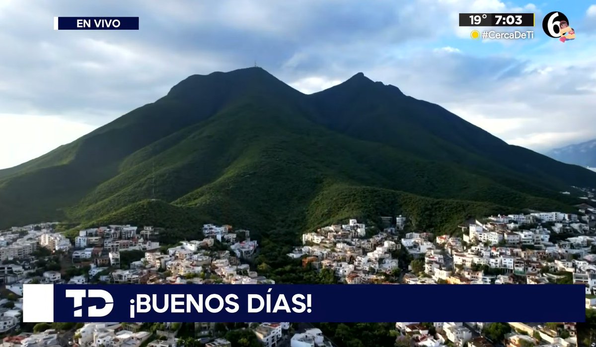 nelvaldez's tweet photo. Despertamos con esta chulada de postal, el cerro de la silla luciendo un soberbio verde luego de la lluvia en #Monterrey 🤠😍

#Telediario https://t.co/bvN0PWwiZw